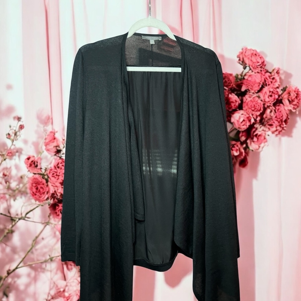 Neiman MarcuSweater 70% Cashmere 30% Silk Sweater  Long Sleeve